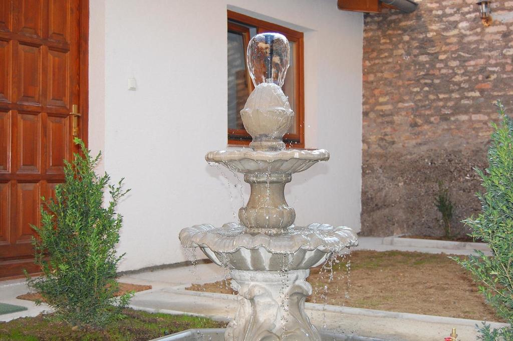 Apartments Castanea Saraievo Exterior foto